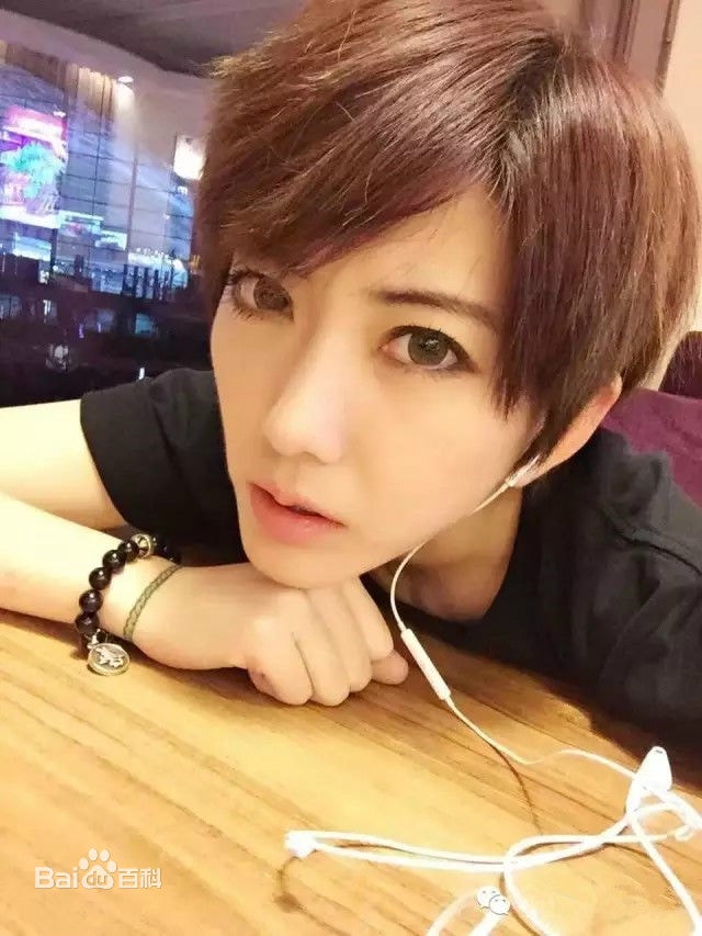 http://www.119127.cn/pics/star/pic/bf1a6409831c530bb7571a11d4a110aa.jpg
