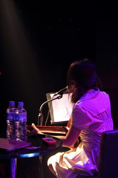 http://www.119127.cn/pics/star/pic/c25d6ecaed84a3bfe1e8f5018199feb3.jpg