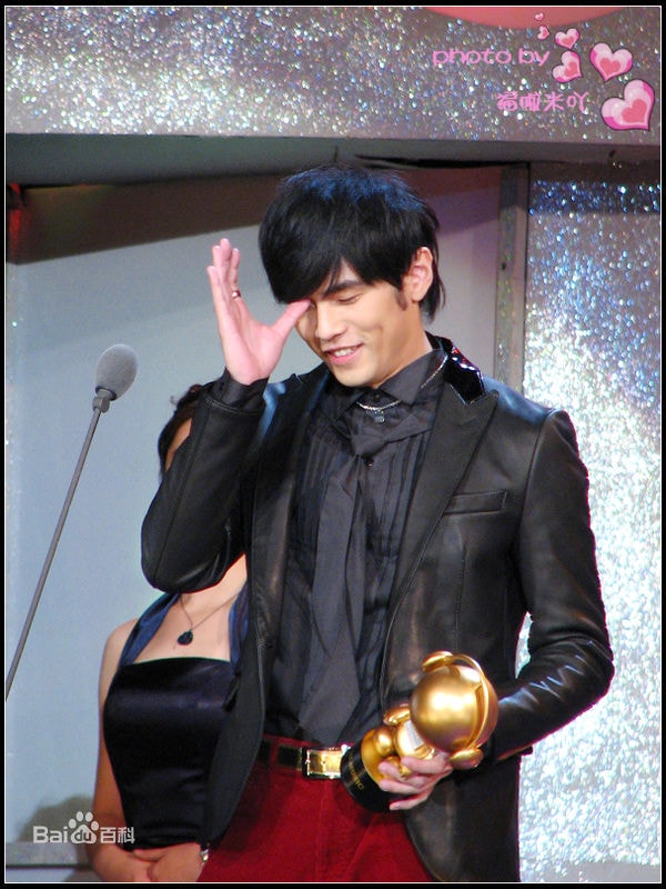 http://www.119127.cn/pics/star/pic/c2ce2112a2f8952130fe6943a731de06.jpg