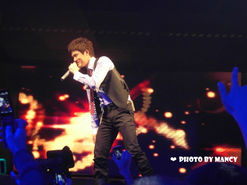 http://www.119127.cn/pics/star/pic/c317f9eec941427a6f5e54e13fe3916a.jpg