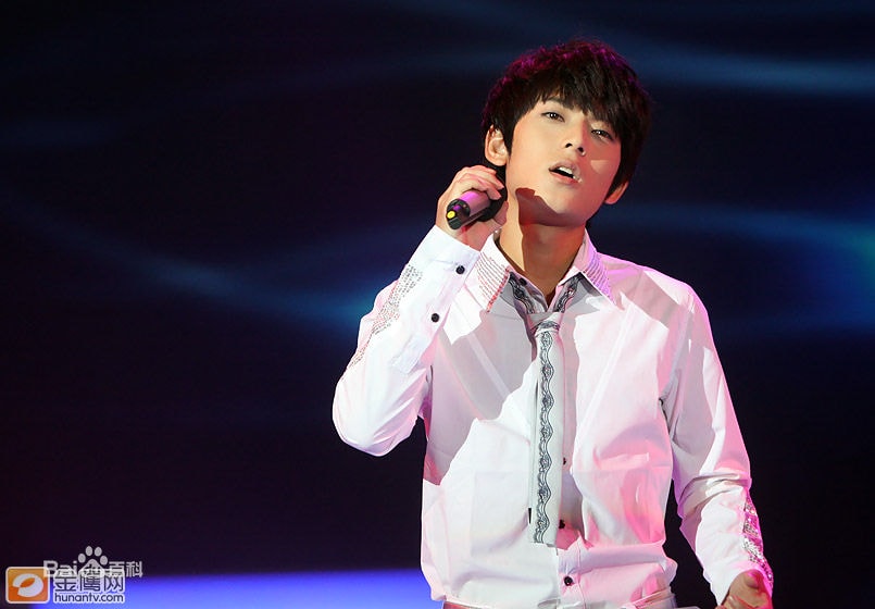 http://www.119127.cn/pics/star/pic/c31cb0ae17bc0103375c0ddd3e330dc9.jpg