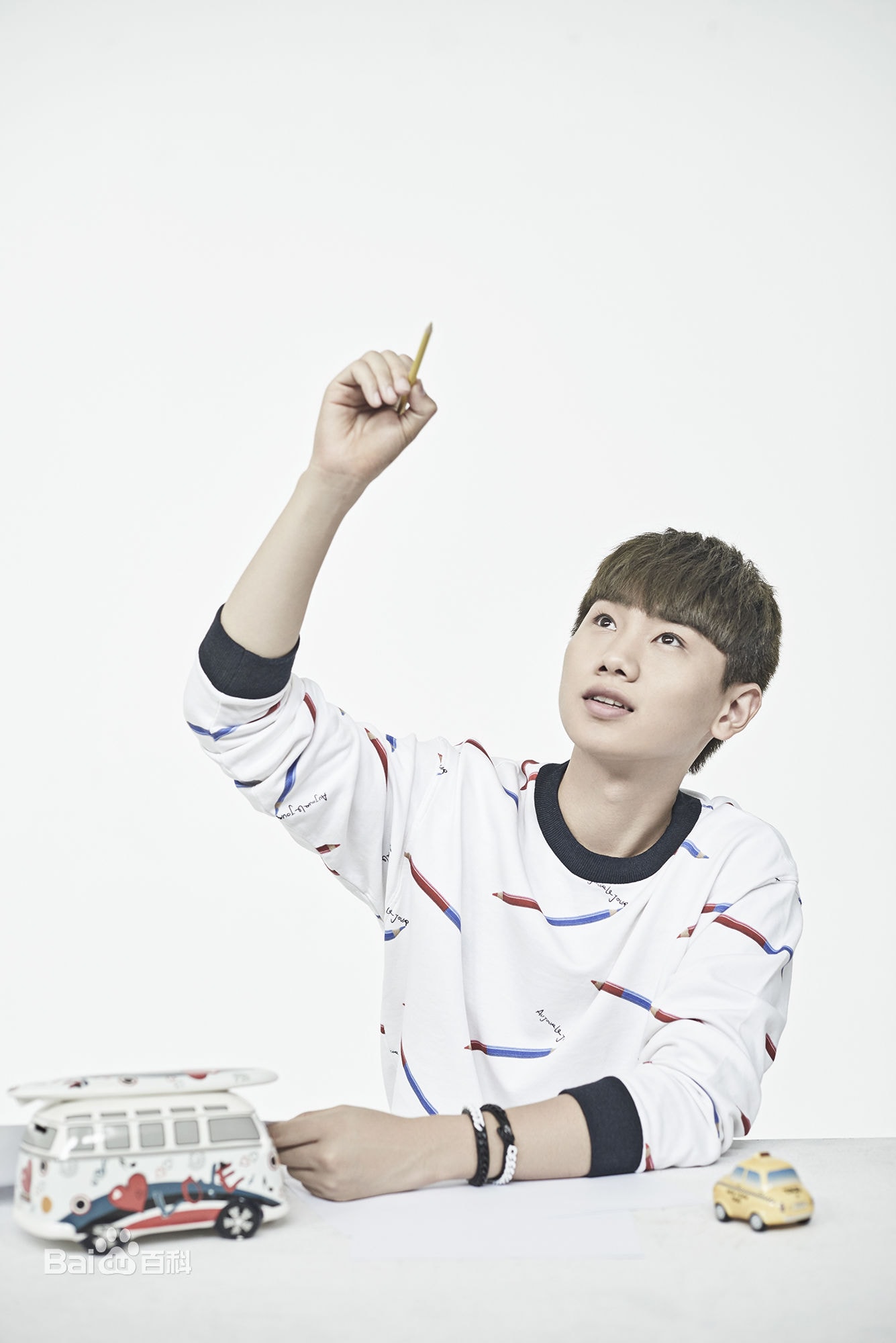 http://www.119127.cn/pics/star/pic/c39403456a82f2c3d38c583508decc9b.jpg