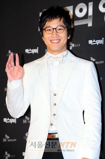 http://www.119127.cn/pics/star/pic/c40db51356c33a440e8888a1cc726df8.jpg