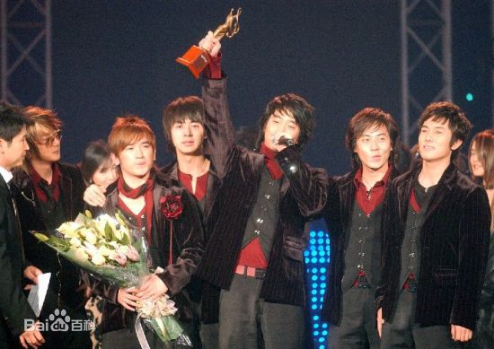 http://www.119127.cn/pics/star/pic/c47b7035a08a3990888807d8886ad1ed.jpg