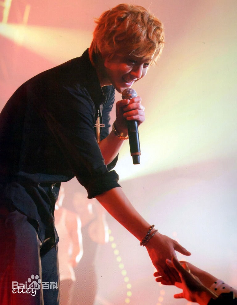 http://www.119127.cn/pics/star/pic/c577d990771dfc51ddf8aca8d7b383f1.jpg