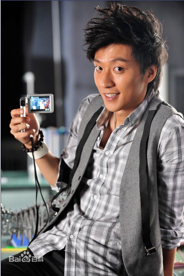 http://www.119127.cn/pics/star/pic/c6a4170eb5226612e5a6e494dace577e.jpg