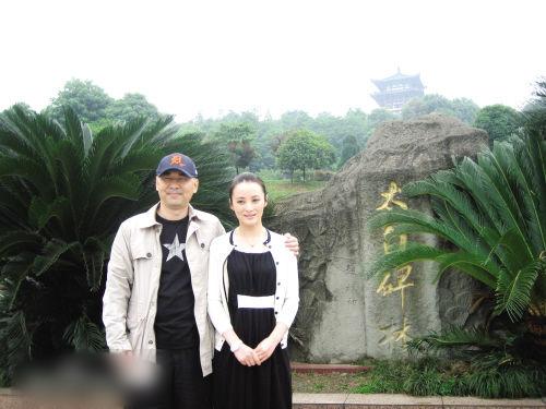 http://www.119127.cn/pics/star/pic/c6f47d4409c553bc640a46e1515c60c0.jpg