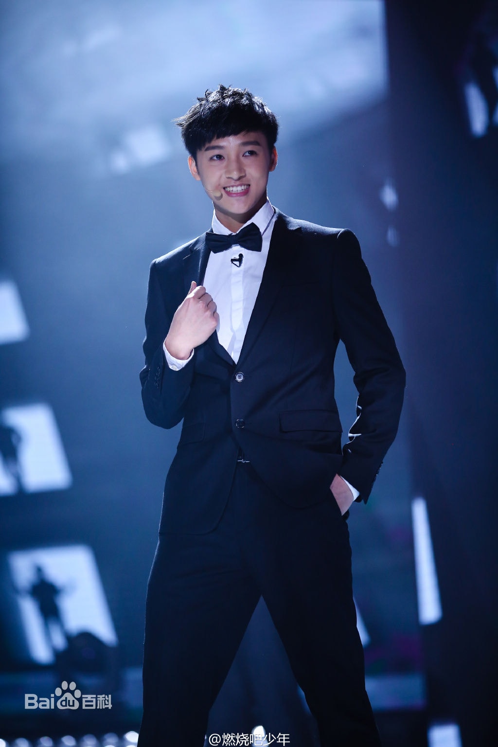 http://www.119127.cn/pics/star/pic/c8073563dc53c01c2710e0de8f5b1c5c.jpg