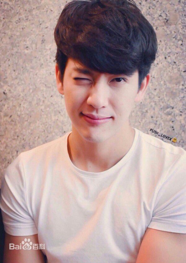 http://www.119127.cn/pics/star/pic/c9e63bb5eec40a91975af240b1a9ea62.jpg