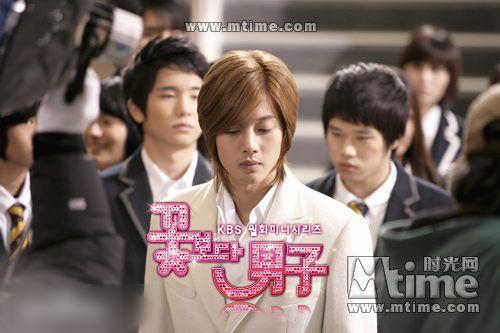 http://www.119127.cn/pics/star/pic/cb7f23a35caa4dfe279edee44bfbb970.jpg