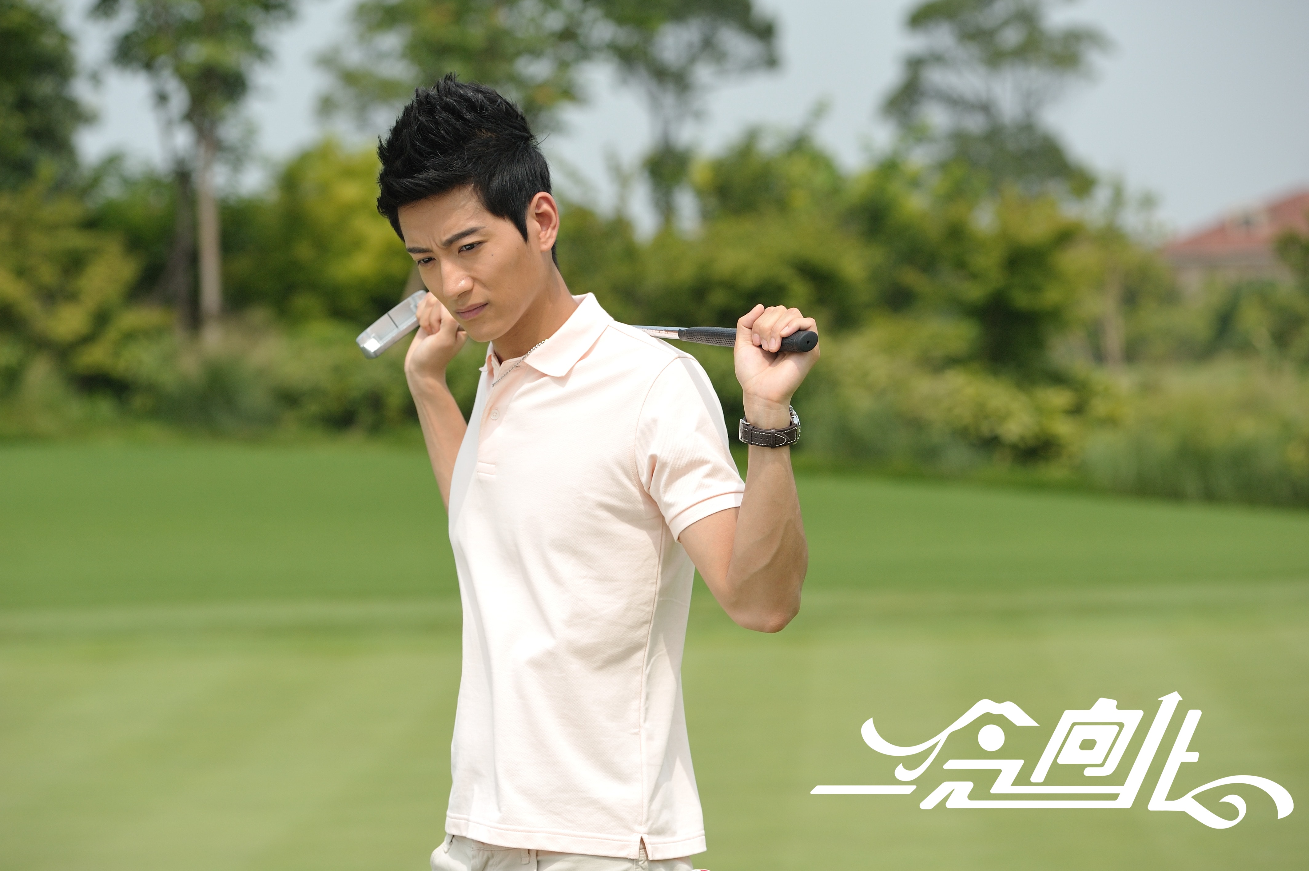 http://www.119127.cn/pics/star/pic/cd1a82ed467f89f9177fbe5e021ea467.jpg