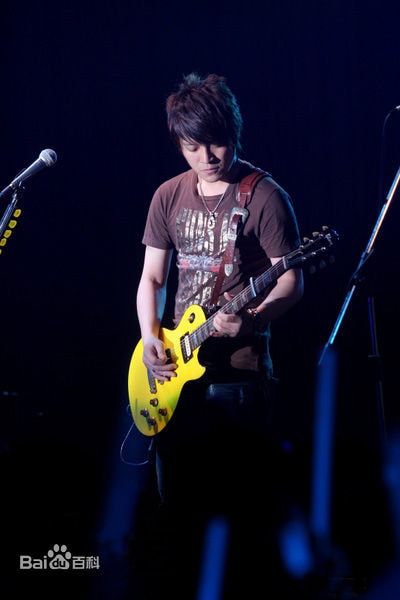 http://www.119127.cn/pics/star/pic/cd6b8659c2141d288889b5b717e967a0.jpg