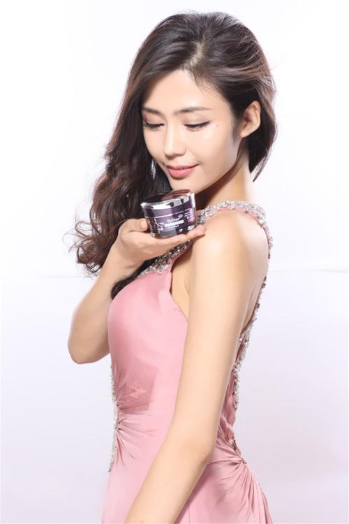 http://www.119127.cn/pics/star/pic/ce682b49c42d53fe14878fe273b97fb8.jpg