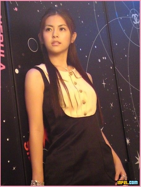 http://www.119127.cn/pics/star/pic/ceb772916bf7b73cd6fdd0fbe50bcff9.jpg