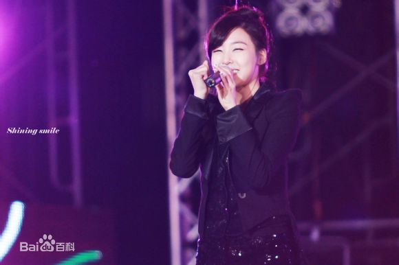 http://www.119127.cn/pics/star/pic/ceeb2353c820c3f7c7b0a005fdfdf12f.jpg