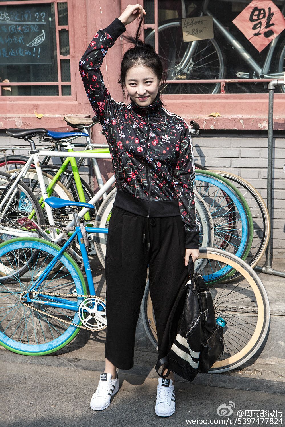 http://www.119127.cn/pics/star/pic/d0297310a581b4b9430e333ebd56c78e.jpg