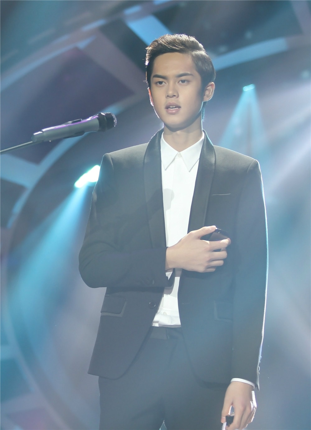 http://www.119127.cn/pics/star/pic/d05d/800244f57e887205a273e6513d6b.jpg