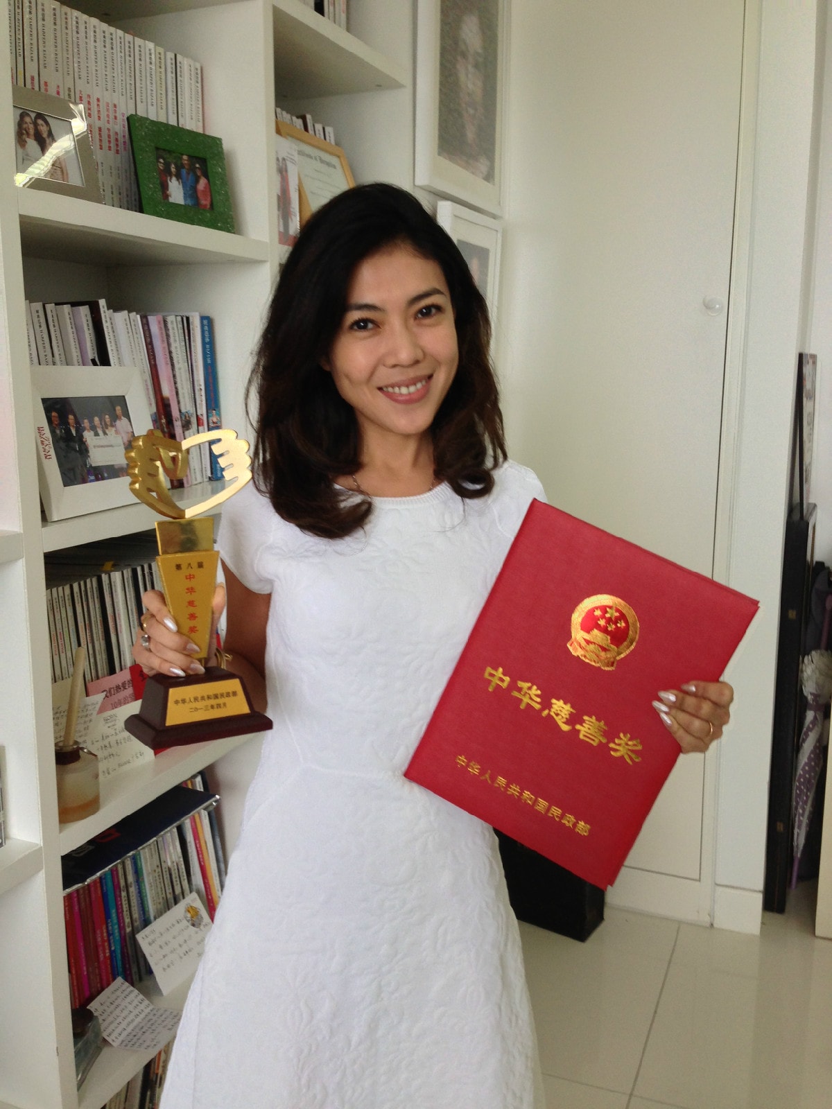 http://www.119127.cn/pics/star/pic/d11a/3bee54921dc352aa57a94d9cfdd1.jpg