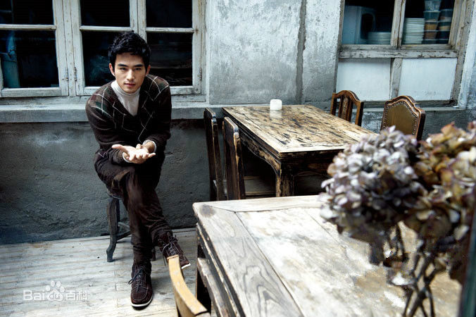http://www.119127.cn/pics/star/pic/d2b5b17f6bd34bbd44efd534dbb44af9.jpg