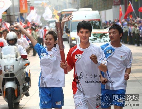 http://www.119127.cn/pics/star/pic/d2d55104af7af615a505b535dcbb6610.jpg