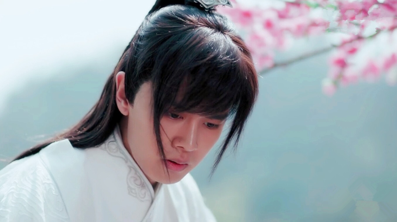 http://www.119127.cn/pics/star/pic/d350e907bb9082f663f633eb94ac5f37.jpg
