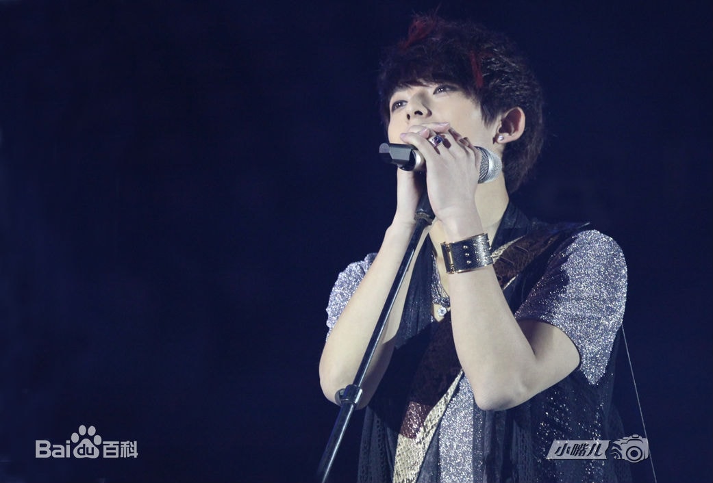 http://www.119127.cn/pics/star/pic/d7d4dc60f0dbb916adf662c1508a0159.jpg