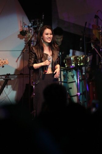 http://www.119127.cn/pics/star/pic/d851fa6bc05f0d62f760c9d8a47d5199.jpg