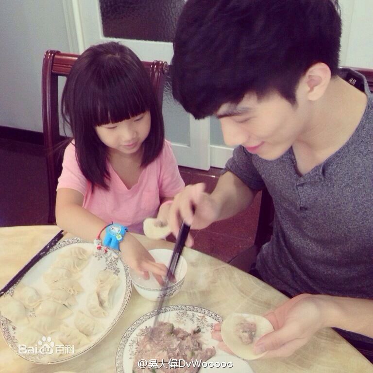 http://www.119127.cn/pics/star/pic/d93bb2b995d2f5f87261ba4bea35ea54.jpg