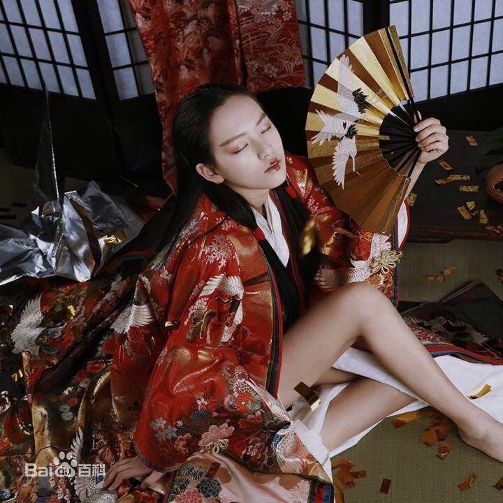 http://www.119127.cn/pics/star/pic/d9d692cf32d4b416d9e0fb6b69f0d6ac.jpg