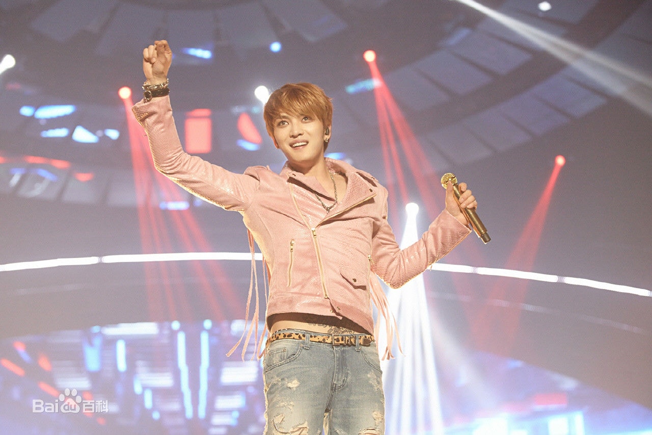 http://www.119127.cn/pics/star/pic/da1ac0a107a959e4c1f6a307159902a1.jpg