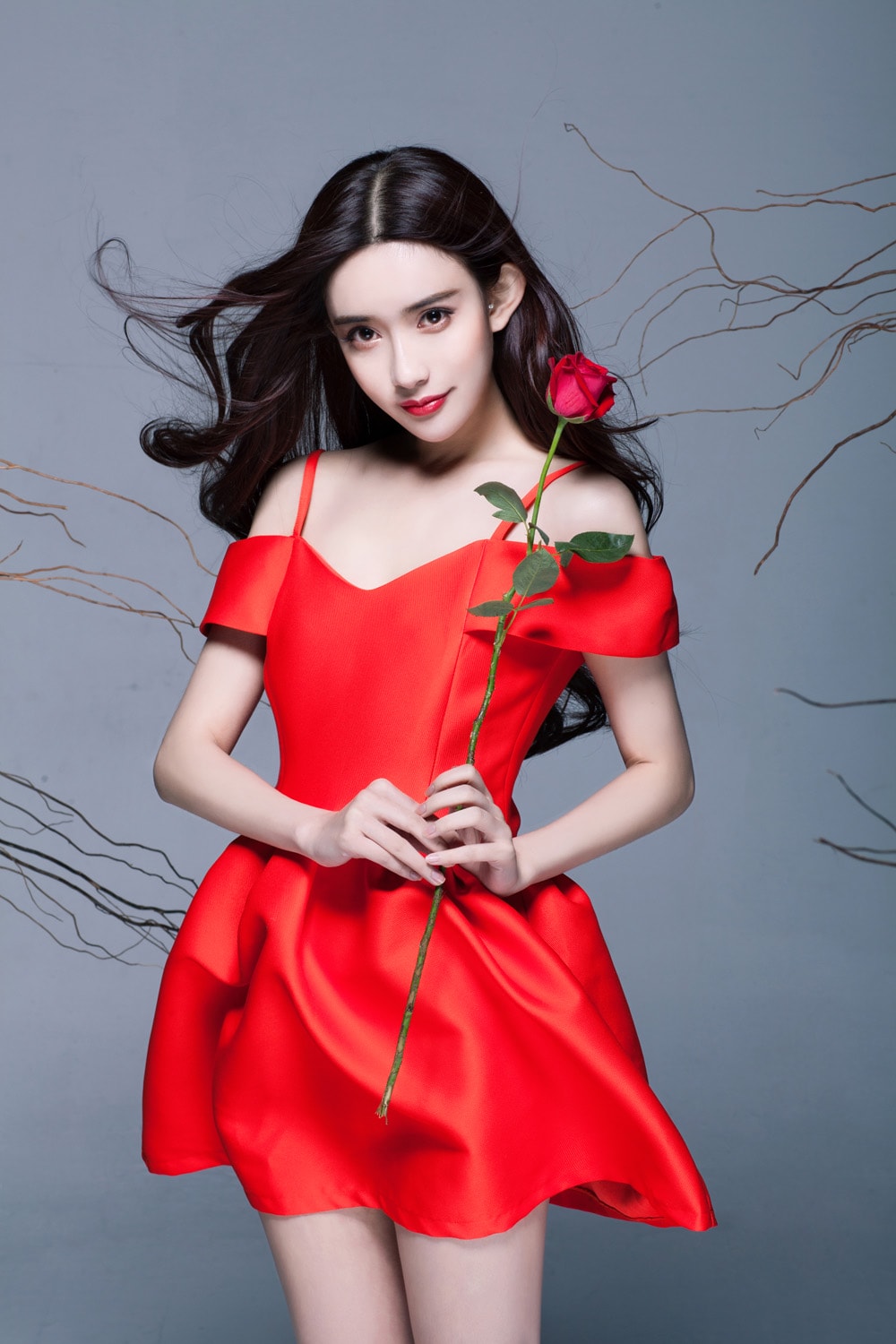 http://www.119127.cn/pics/star/pic/da8ec0a91446f8b8bfe506e22838705e.jpg