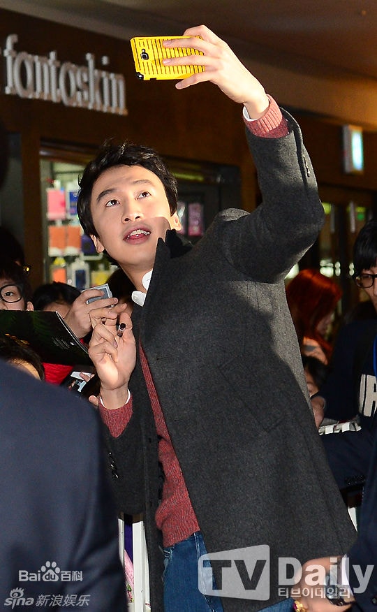 http://www.119127.cn/pics/star/pic/da9f05139fb4a8ca9ecf313ece798f94.jpg