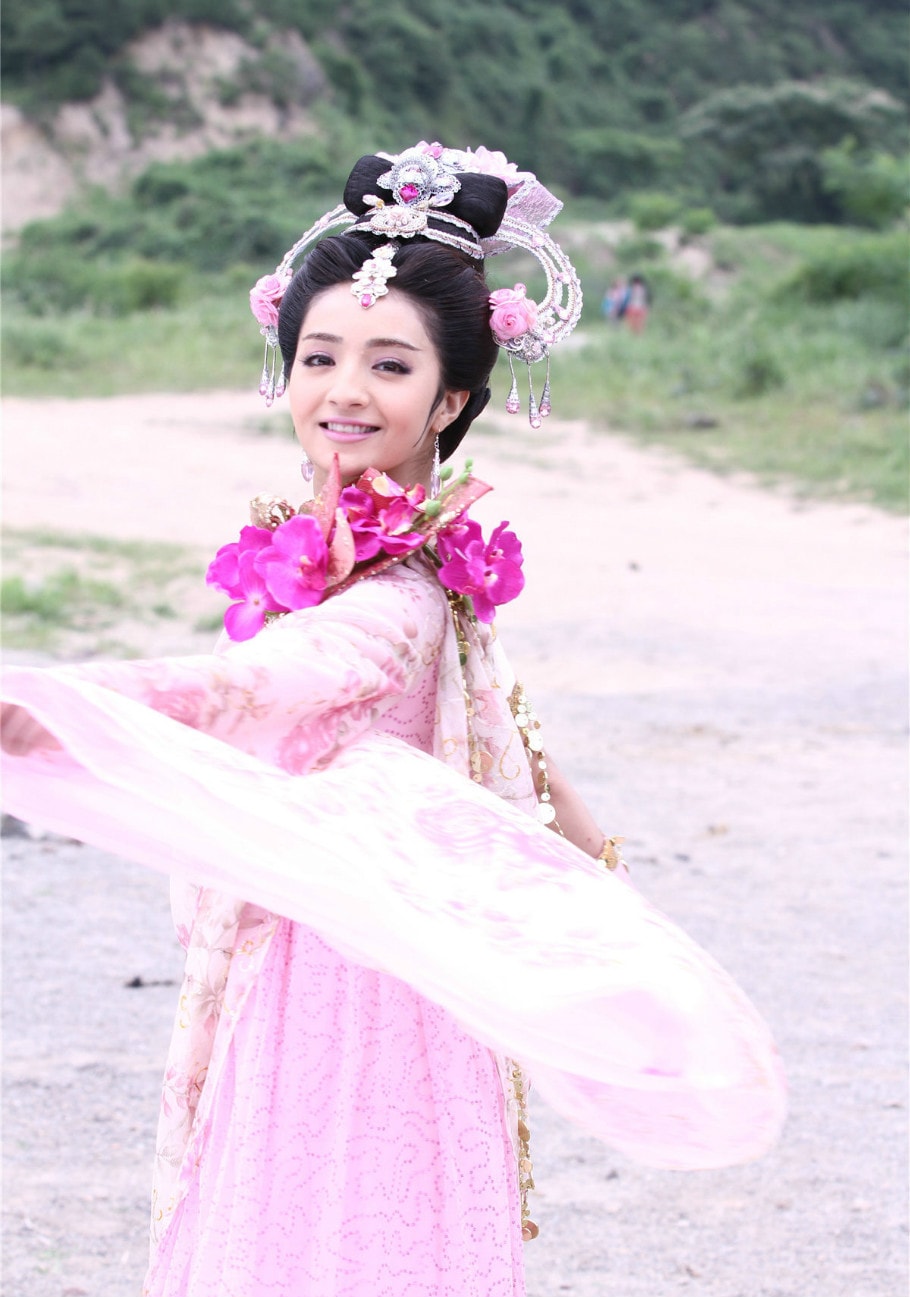 http://www.119127.cn/pics/star/pic/db9876f385b99ef4a8f3e673978ea342.jpg