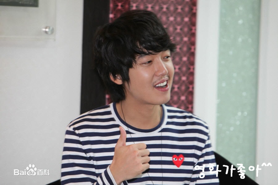 http://www.119127.cn/pics/star/pic/deaddf0efdefbd6ad80c327a6b624289.jpg