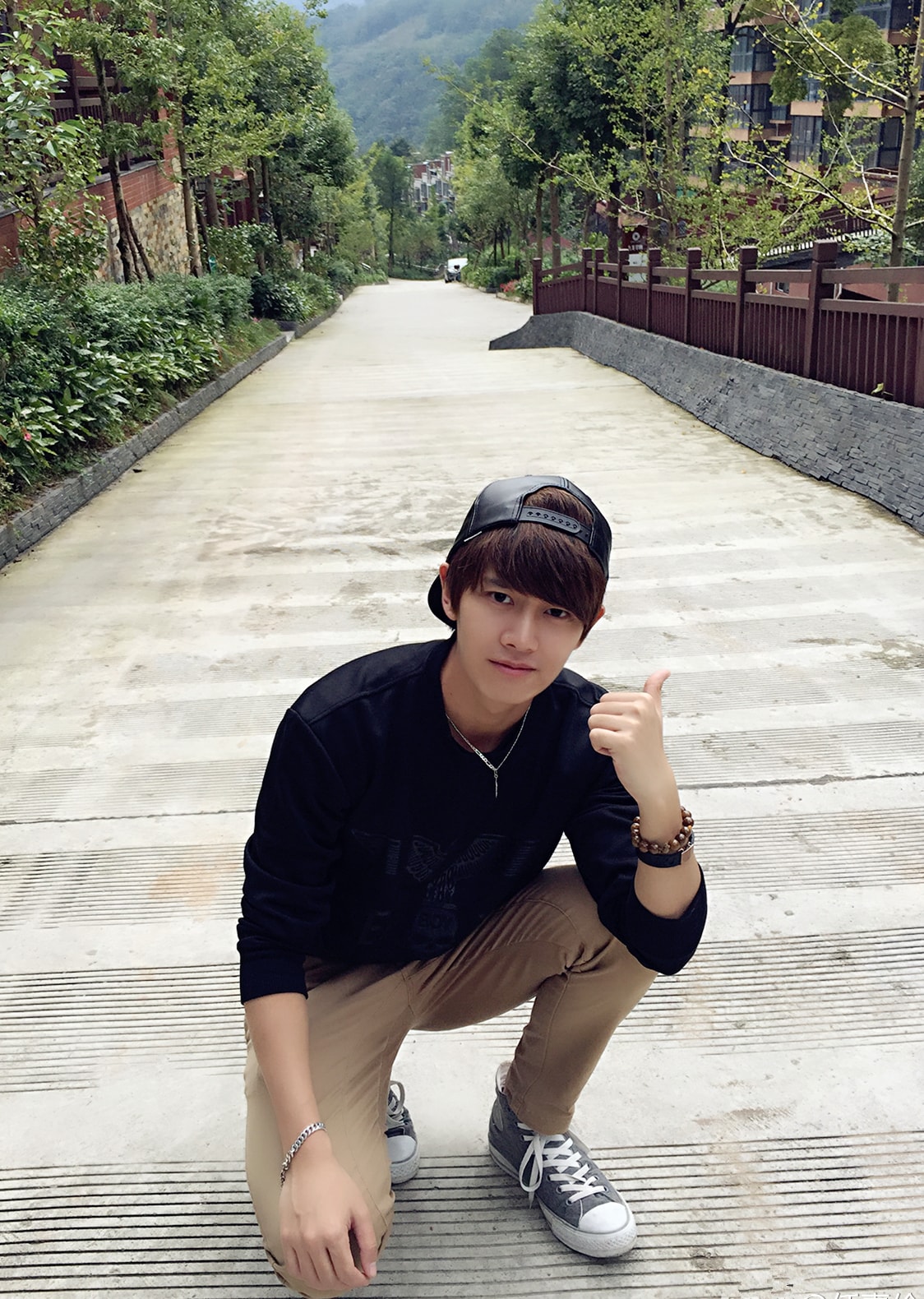 http://www.119127.cn/pics/star/pic/df43dc0b8d438f7d4421e0f30df0ab27.jpg
