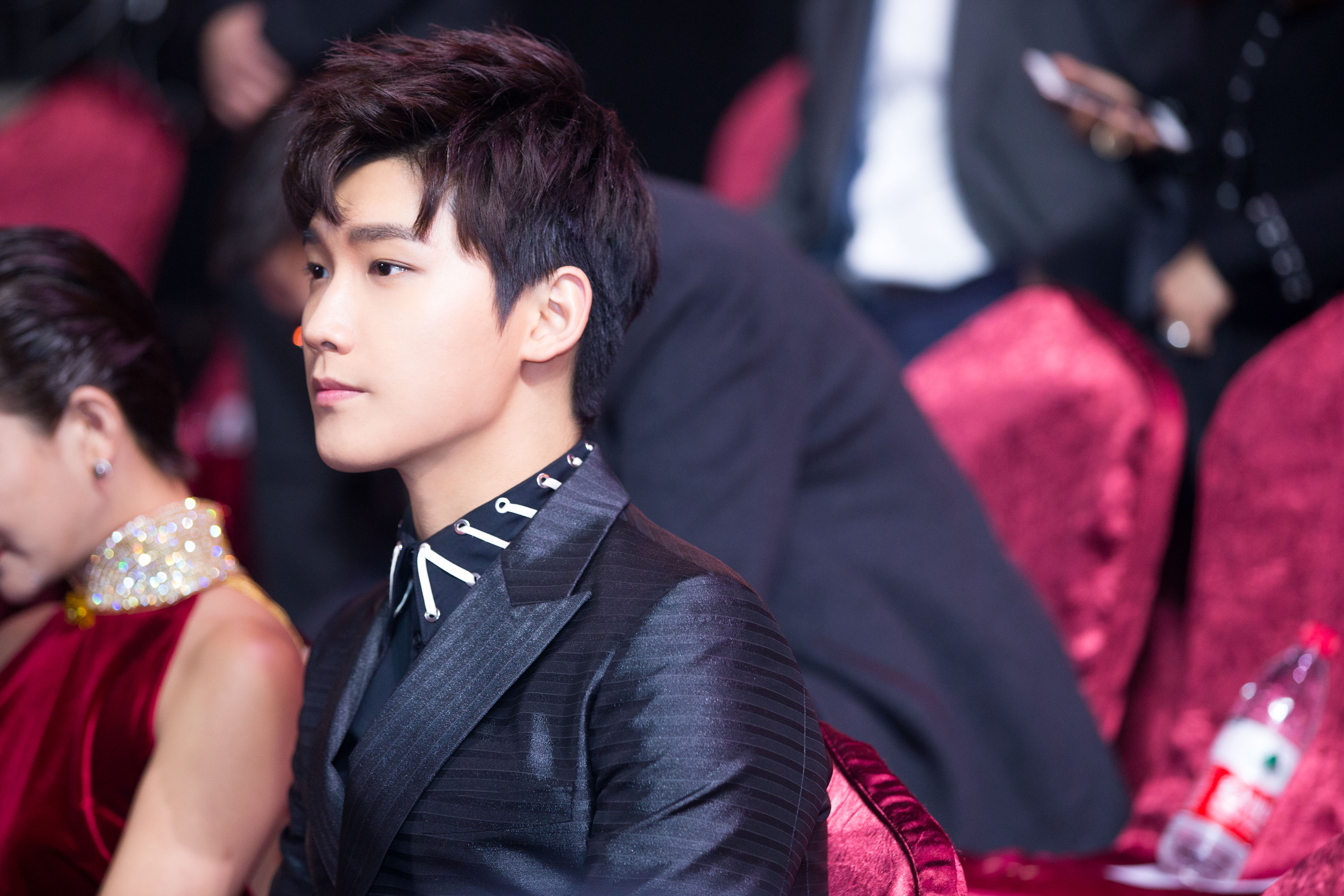 http://www.119127.cn/pics/star/pic/e245/f28643beb8ad8f4bb4305f20346a.jpg