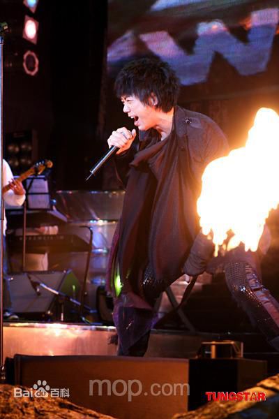 http://www.119127.cn/pics/star/pic/e248e2544eed841d827b4b3b7364bfd8.jpg