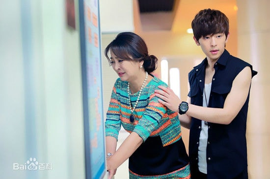 http://www.119127.cn/pics/star/pic/e2d15b3bb9c2c3aebf0e3d854ea8b731.jpg