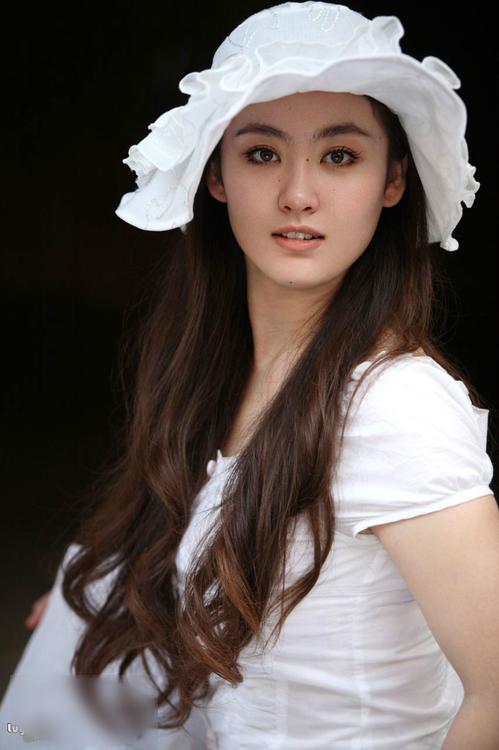 http://www.119127.cn/pics/star/pic/e438cb4b44393a00bc9d601328750528.jpg