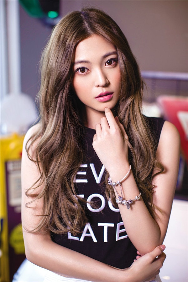 http://www.119127.cn/pics/star/pic/e439656105c0133decd629b9d6acda24.jpg