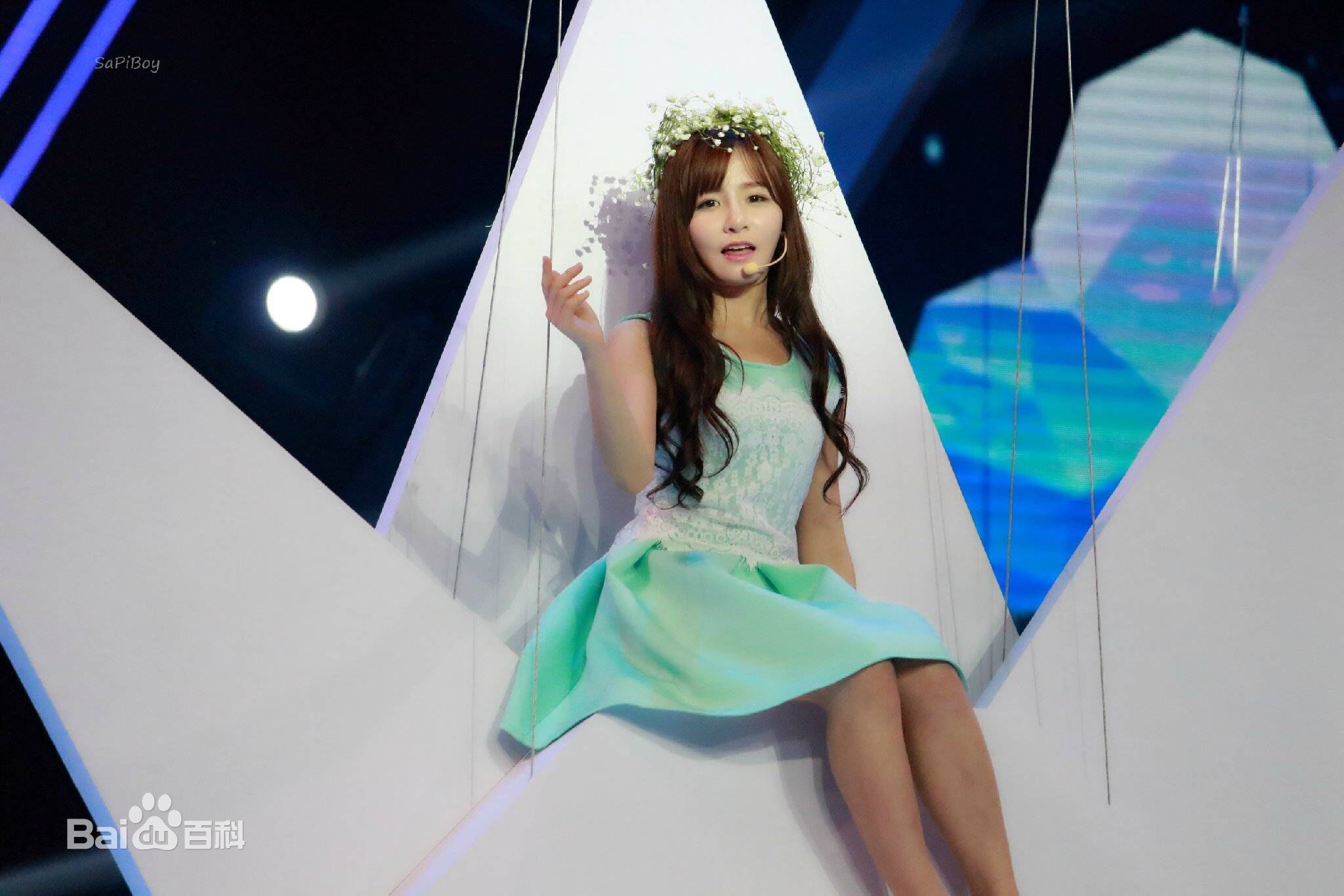 http://www.119127.cn/pics/star/pic/e4c1e651308626f44ac55f2615dd8e1f.jpg