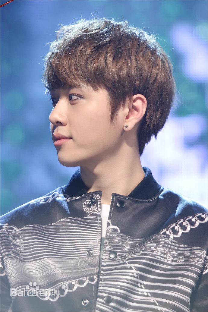 http://www.119127.cn/pics/star/pic/e5e7681cf3d05663b396246a3c67a2de.jpg