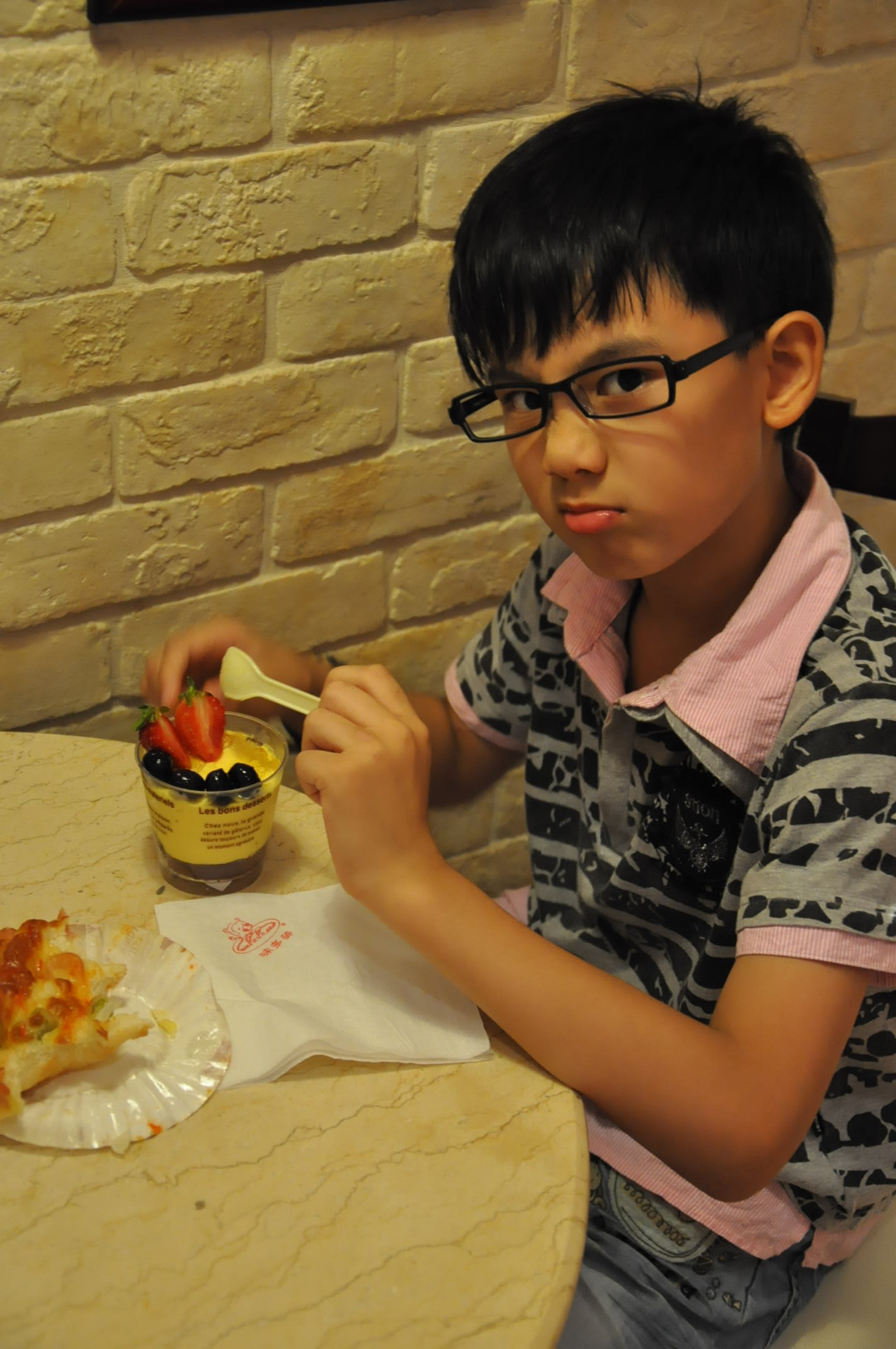 http://www.119127.cn/pics/star/pic/e664c3e76fd9a150bbfa0c907a822b99.jpg