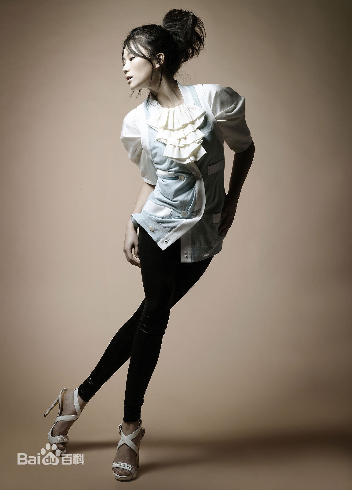 http://www.119127.cn/pics/star/pic/e869e8e7e057c1c936c6105785db4da1.jpg