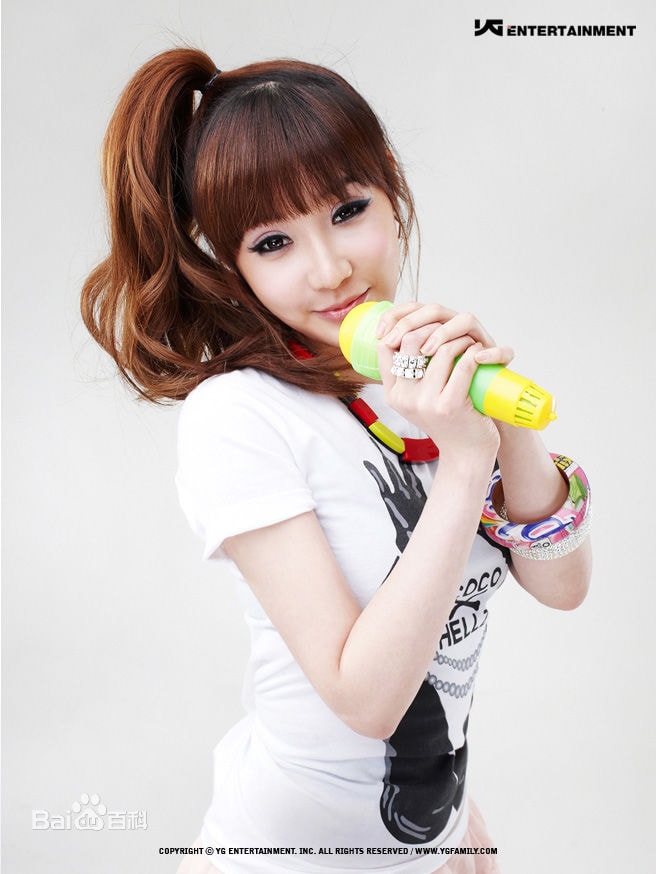 http://www.119127.cn/pics/star/pic/e87e23497f49524c7618ff5e6d71980f.jpg