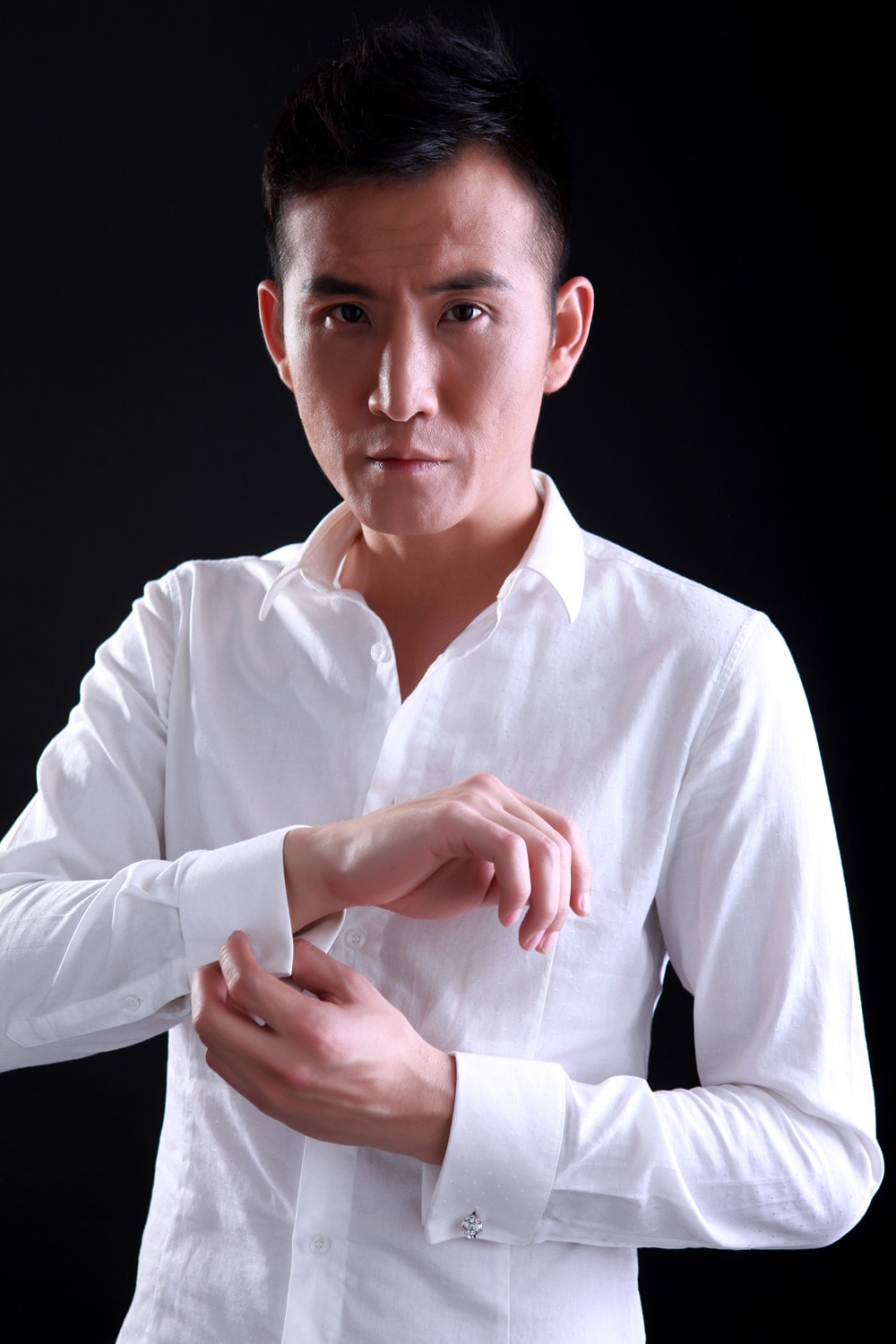 http://www.119127.cn/pics/star/pic/e88d2a9d538aff992c1cb7b3ad597ed5.jpg