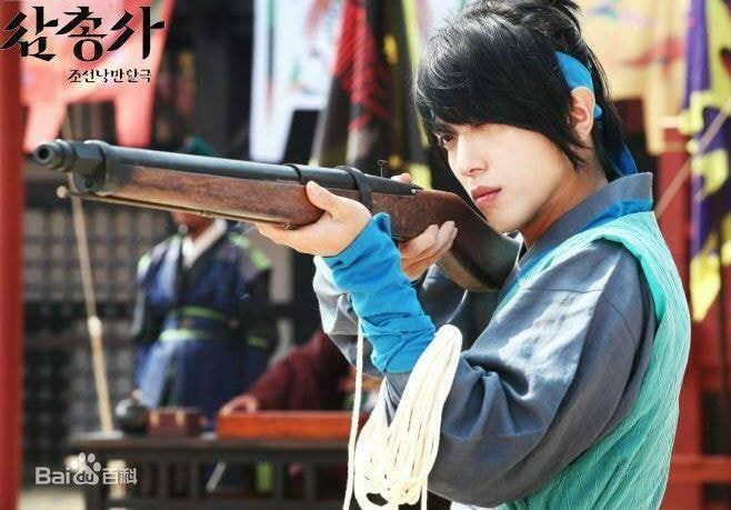 http://www.119127.cn/pics/star/pic/ebcee5090ce04c7d090819cfc806511e.jpg