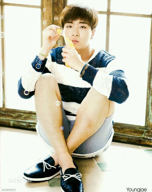 http://www.119127.cn/pics/star/pic/ed7835bdd942fc4353aa09880596c8b4.jpg
