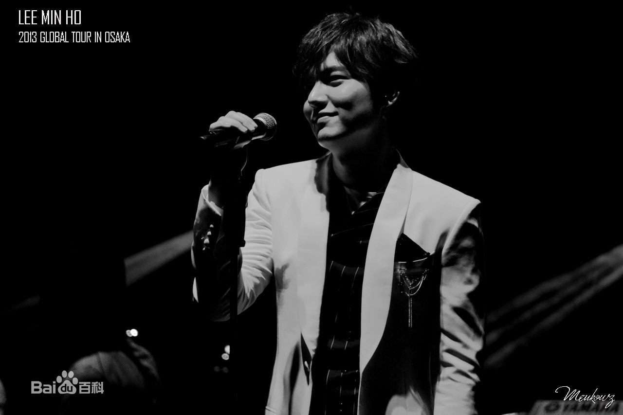 http://www.119127.cn/pics/star/pic/eec9866f6fce09cb8612f8cde608bcdd.jpg