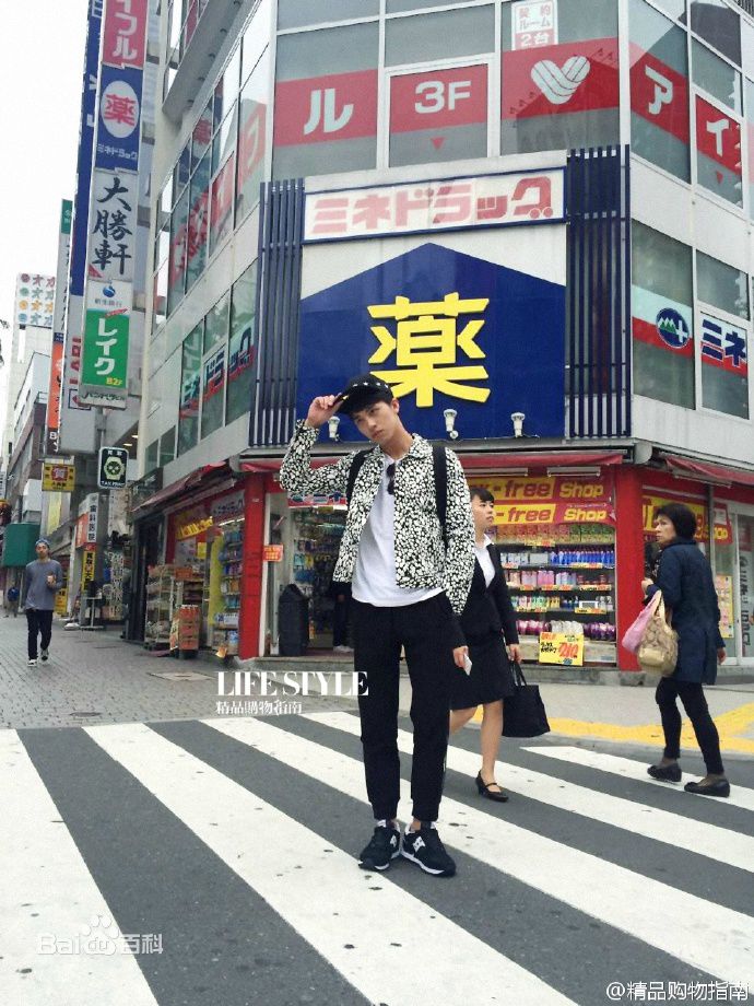 http://www.119127.cn/pics/star/pic/ef9fe92f10778e54721c9a475fe1cc4c.jpg
